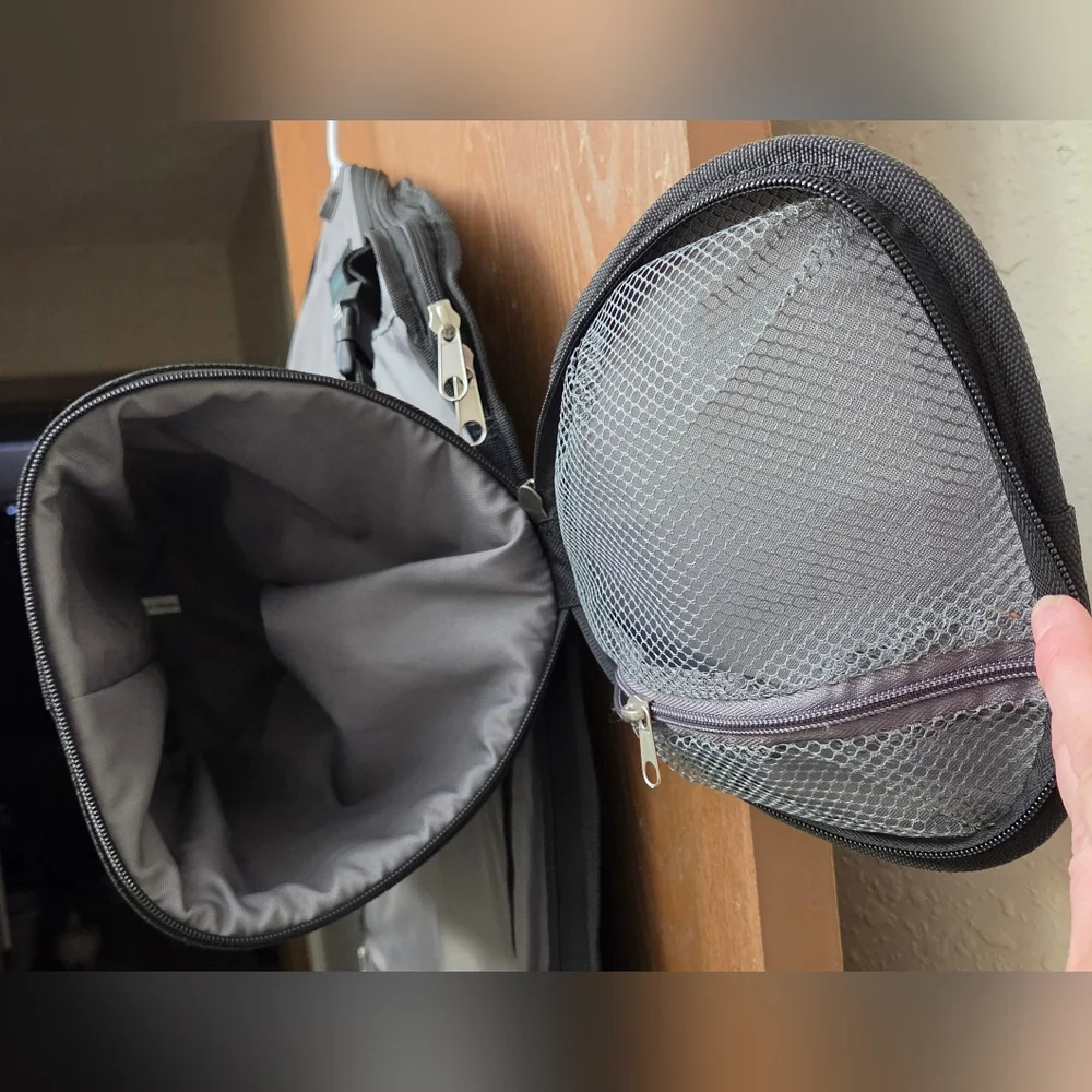 Bankroll Convertible Black Garment Storage Bag with Carry Handle